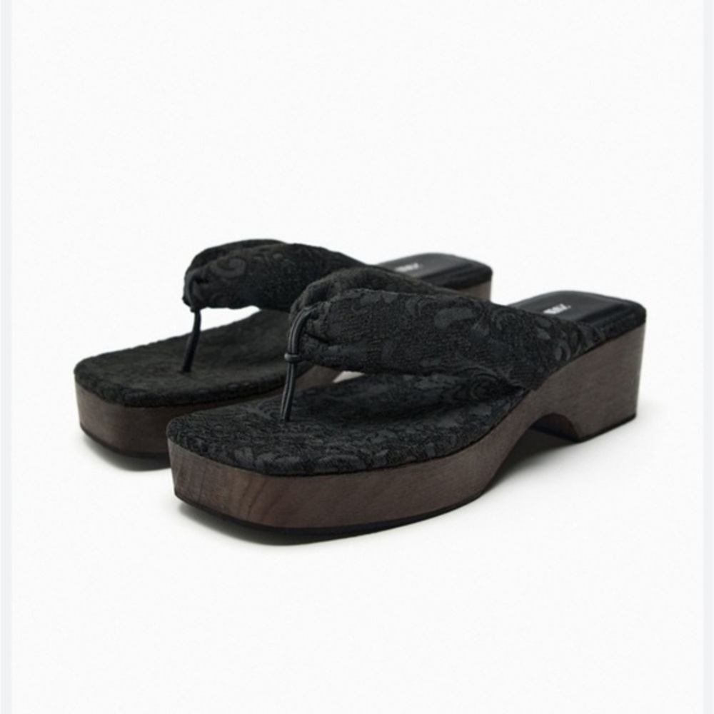 Zara NWT fabric sandals LIMITED EDITION